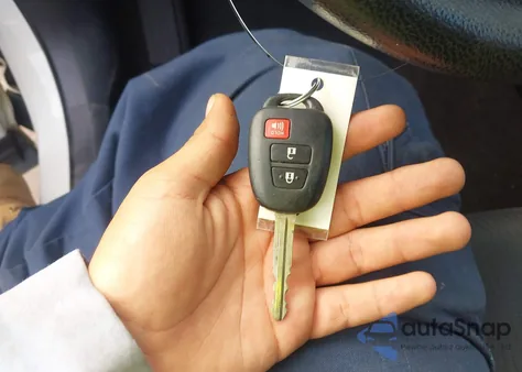 2016 Toyota Rav4 Le from USA, damaged, VIN JTMZFREV0GJ079186